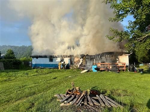 bishopville fire 0706_2.jpg